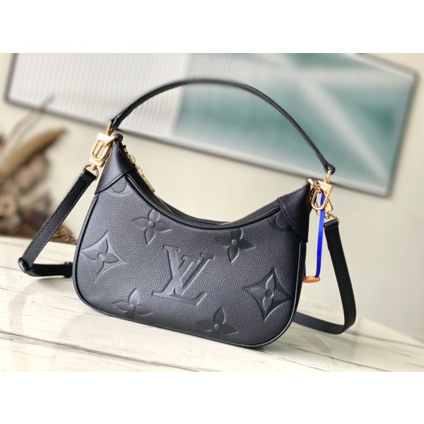 𝐋𝐎𝐔𝐈𝐒𝐕𝐔𝐈𝐓𝐓𝐎𝐍 M4602 Black Embossed Bagatelle Handbag