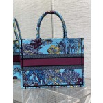 Dior Tote's latest concept zoo spring and summer series8001