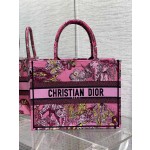 Dior Tote's latest concept zoo spring and summer series8001