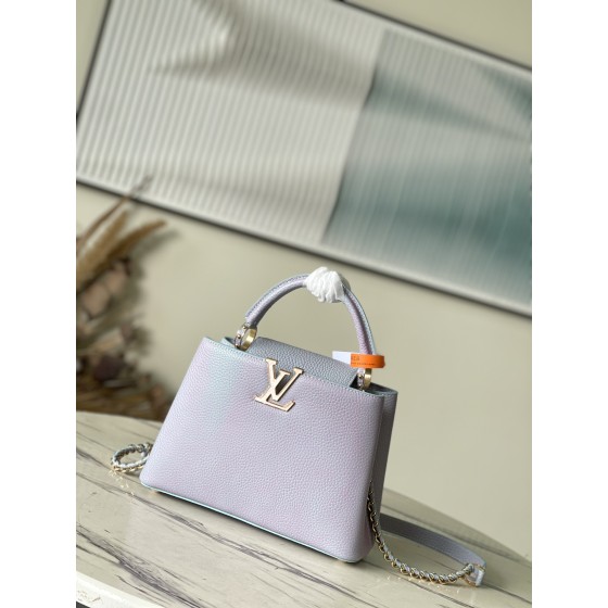 𝐋𝐎𝐔𝐈𝐒𝐕𝐔𝐈𝐓𝐓𝐎𝐍 M59868 Purple Gradient Small This CAPUCINES BB handbag