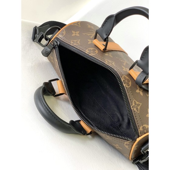 Louis Vuitton M46687 This Keepall 25 handbag