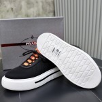 Prada: Casual sports shoes