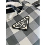 Prada grid vegetable basket 🎉 1BG359