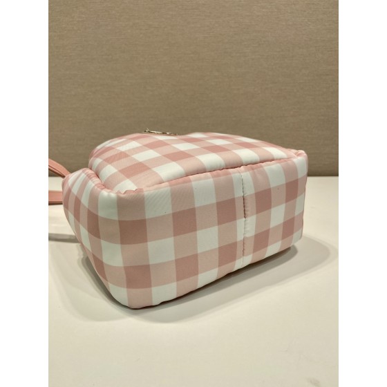 Prada grid vegetable basket 🎉 1BG359