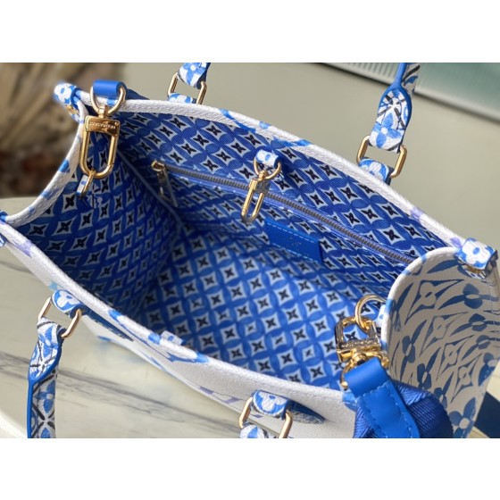 𝐋𝐎𝐔𝐈𝐒𝐕𝐔𝐈𝐓𝐓𝐎𝐍 M22976 Blue OnTheGo Small Handbag