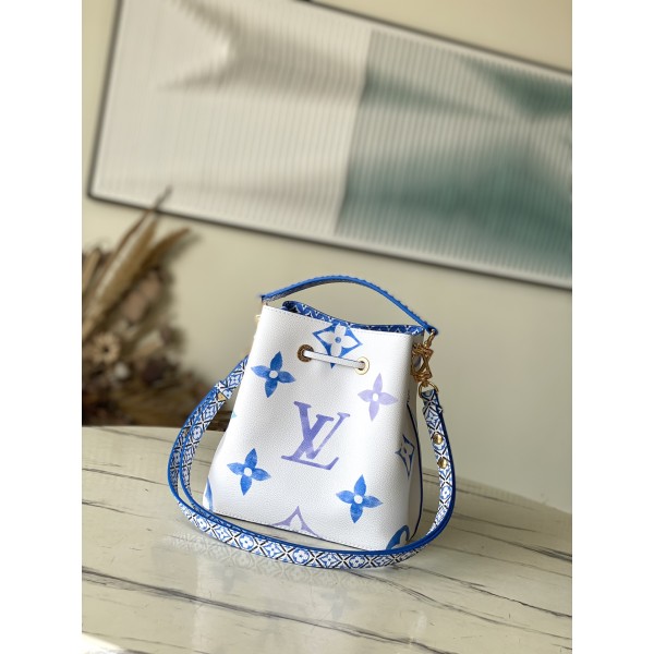 𝐋𝐎𝐔𝐈𝐒𝐕𝐔𝐈𝐓𝐓𝐎𝐍 M22986 Blue NeoNo é Bucket Bag