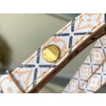 𝐋𝐎𝐔𝐈𝐒𝐕𝐔𝐈𝐓𝐓𝐎𝐍 M22985 Yellow NeoNo é Water Bucket Bag