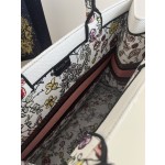 Dior M1286 Large Romantic Flower Embroidery