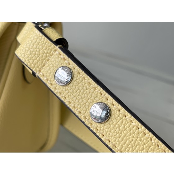 LOUIS VUITTON M59386 Chicken Yellow Buci Crossbody Bag