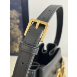 DIOR latest C'est series