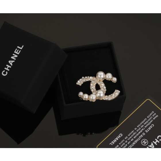 CHANEL's latest crystal brooch