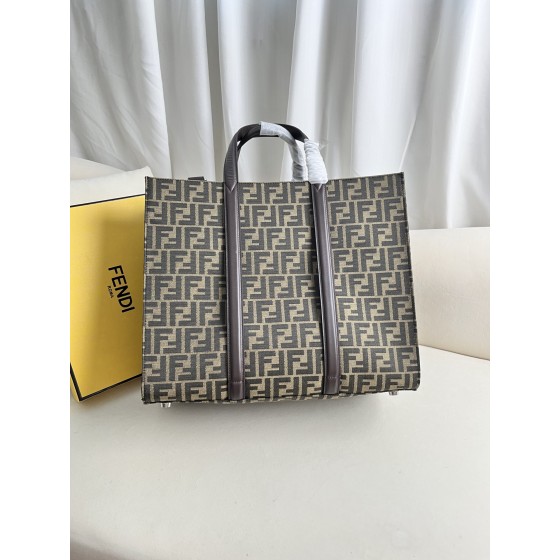 FENDI Tote handbag fabric with leather for carrying or shoulder carrying