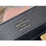 𝐋𝐎𝐔𝐈𝐒𝐕𝐔𝐈𝐓𝐓𝐎𝐍 M59459 Caramel colored Capsines mini handbag