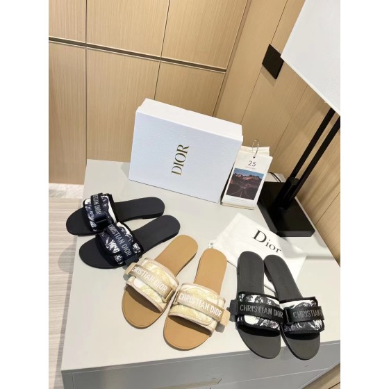 Dior webbing and woolen fitting slippers
