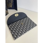 DIOR 30Montaigne Hobo series