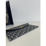 DIOR 30Montaigne Hobo series