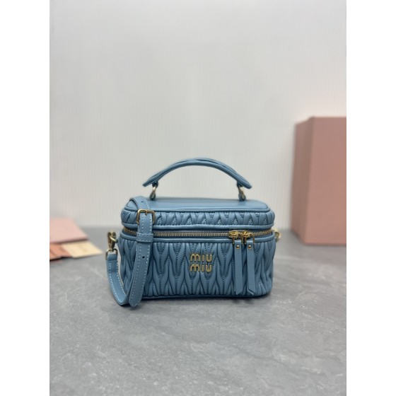MIU MIU 5BH226: M New Product Makeup Bag Handbag