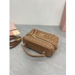 MIU MIU 5BH226: M New Product Makeup Bag Handbag