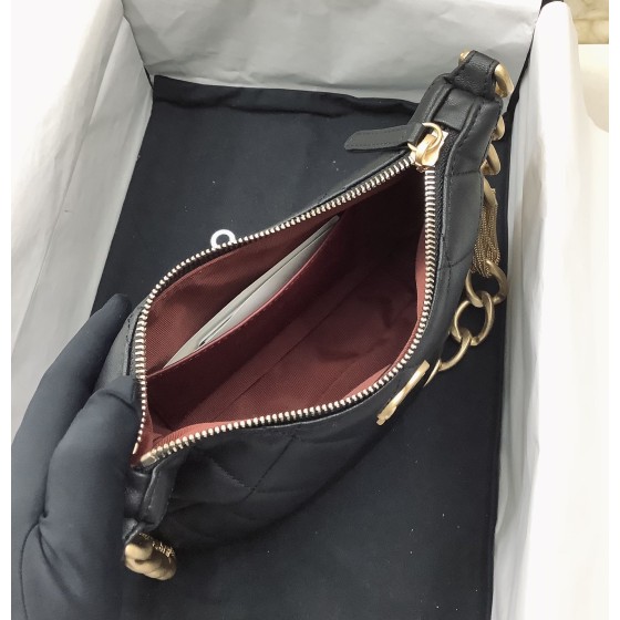 CHANEL 23A Hobo Underarm Bag 4220