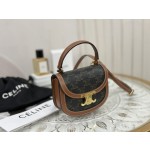 CELINE 𝒎𝒊𝒏𝒊 saddle bag model: 10K502