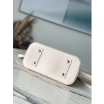 𝐋𝐎𝐔𝐈𝐒𝐕𝐔𝐈𝐓𝐓𝐎𝐍 M22878 meter white embroidered shell bag series