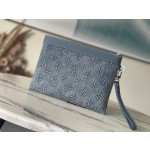 𝐋𝐎𝐔𝐈𝐒𝐕𝐔𝐈𝐓𝐓𝐎𝐍 M82313 denim fabric This Pochette To Go handbag