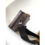 Louis Vuitton M46689 Wax Leather M45935 Presbyopia Black M46264 Presbyopia Purple This Handle Soft Trunk Handbag