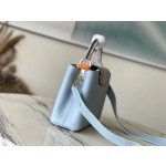 𝐋𝐎𝐔𝐈𝐒𝐕𝐔𝐈𝐓𝐓𝐎𝐍 M21166 Blue Snake Skin Fritillaria Small Size This CAPUCINES BB handbag