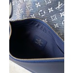 LOUIS VUITTON M22921 This Neverfull Medium Handbag