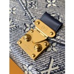 Louis Vuitton M22834 Metis Bag Stuff