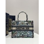 DIOR Tote latest spring and summer series
