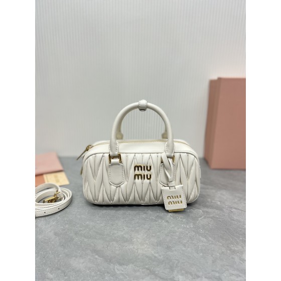 MIU MIU 5BB142, Bowling Bag