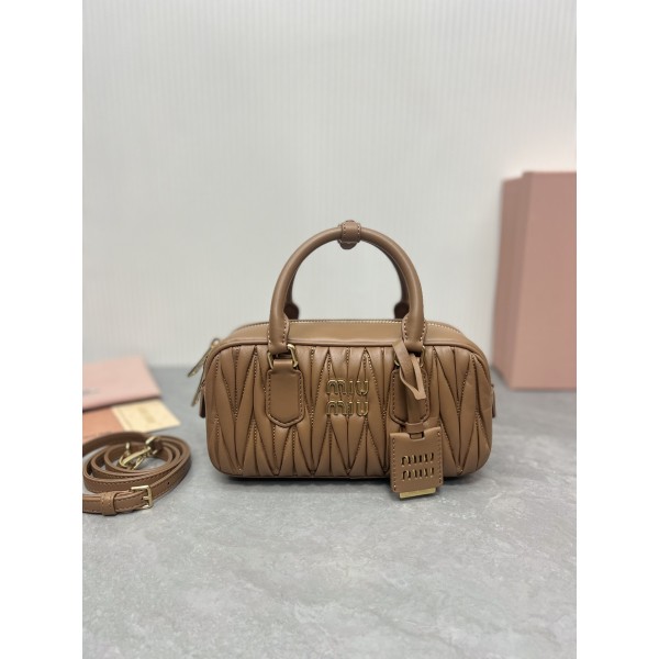 MIU MIU 5BB142, Bowling Bag