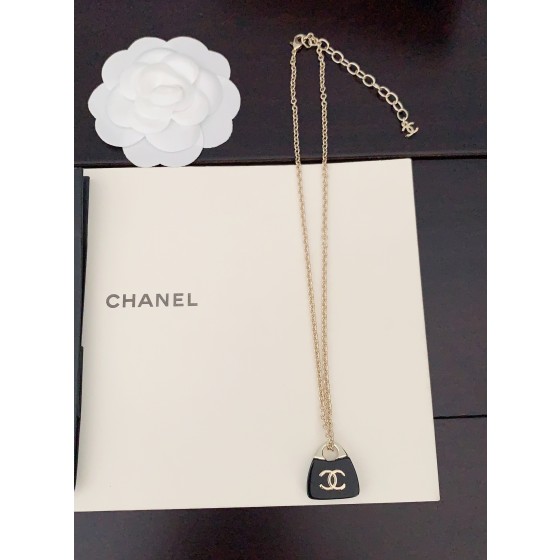 CHANEL necklace