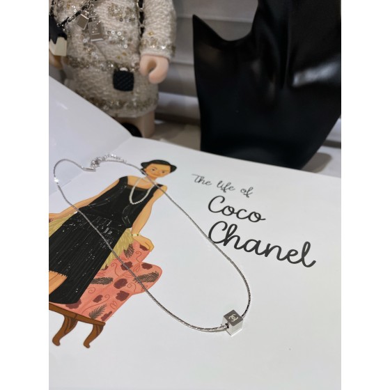 CHANEL Small Ice Block Necklace