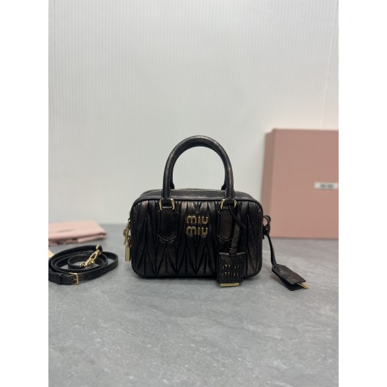 MIU MIU 5BB123 Bowling Bag