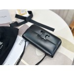 CELINE 𝑻𝒓𝒊𝒐𝒎𝒑𝒉𝒆 Chain Underarm Bag Model: 197993