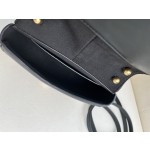 FENDI Cmon Small Handbag Model: 508