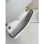 FENDI Cmon Small Handbag Model: 508