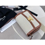 CELINE 𝗧𝗥𝗜𝗢𝗠𝗣𝗛𝗘～ Canvas with cow leather model: 191242