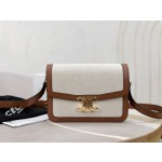 CELINE 𝗧𝗥𝗜𝗢𝗠𝗣𝗛𝗘～ Canvas with cow leather model: 191242