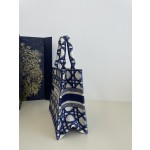 DIOR Tote classic diamond grid, iconic letters