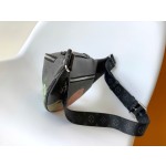 Louis Vuitton M46436 Pumpkin DISCOVERY Waist Bag