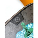 Louis Vuitton M46436 Pumpkin DISCOVERY Waist Bag