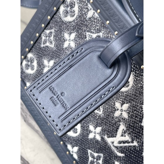 LOUIS VUITTON  M10201