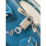 𝐋𝐎𝐔𝐈𝐒𝐕𝐔𝐈𝐓𝐓𝐎𝐍 M21682 Dark Blue