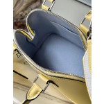 𝐋𝐎𝐔𝐈𝐒𝐕𝐔𝐈𝐓𝐓𝐎𝐍 M21682 Chicken Yellow