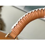 𝐋𝐎𝐔𝐈𝐒𝐕𝐔𝐈𝐓𝐓𝐎𝐍 M22229 Brown (woven) This Twist Medium handbag