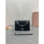 MIU MIU 5BP065#经典标志Matelasse皱褶纹图案