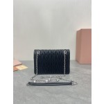 MIU MIU 5BP065#经典标志Matelasse皱褶纹图案